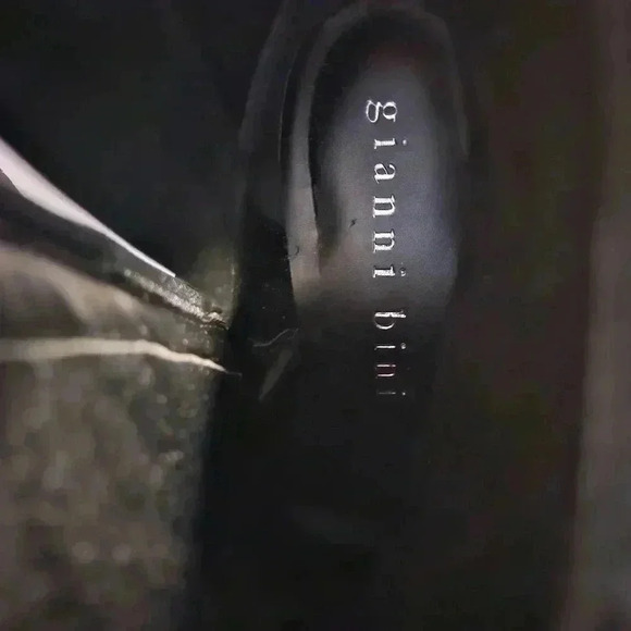 Gianni Bini Black Leather Rhinestone Boots Size 6.5 - Picture 3 of 5